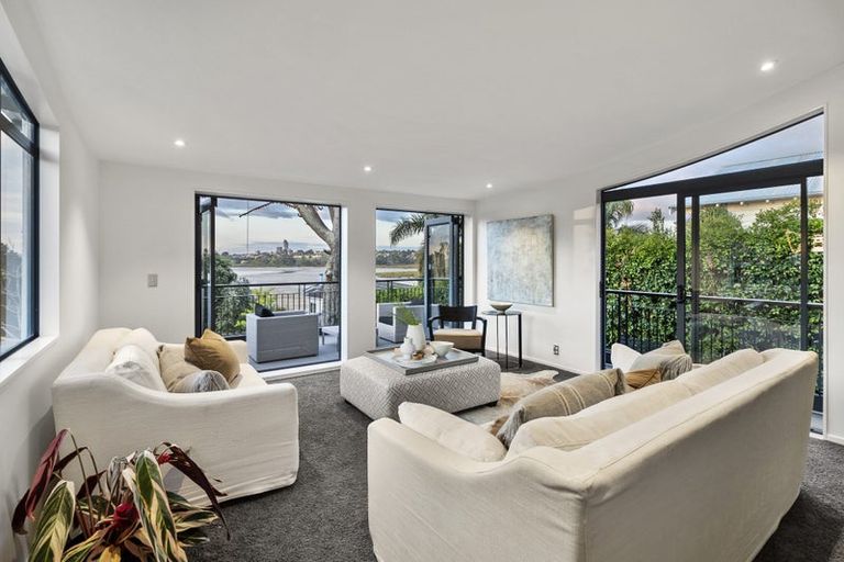 Photo of property in 63a Beresford Street, Bayswater, Auckland, 0622