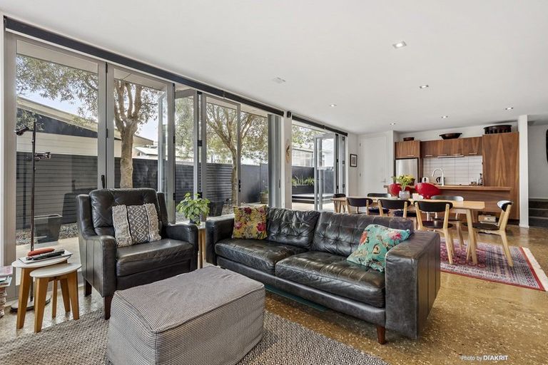 Photo of property in 110b Clyde Street, Island Bay, Wellington, 6023