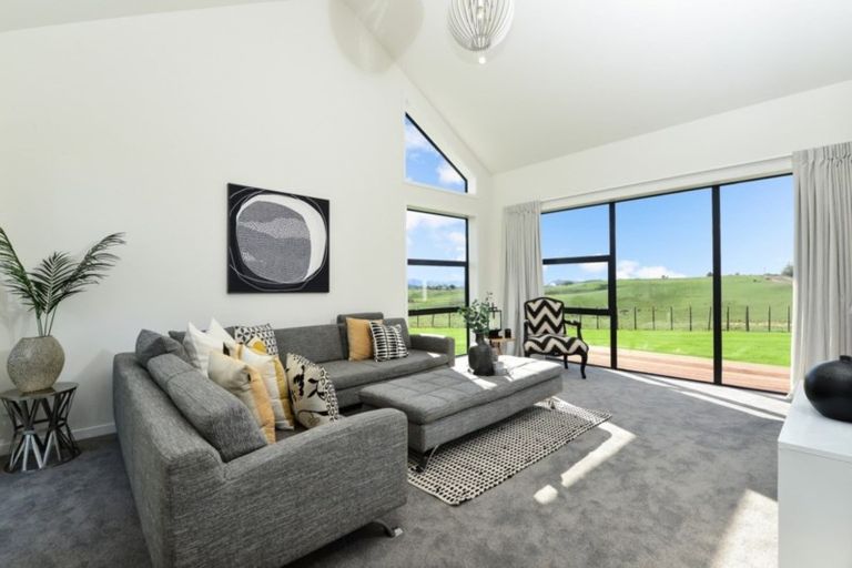 Photo of property in 63 Grove Road, Te Pahu, Hamilton, 3285