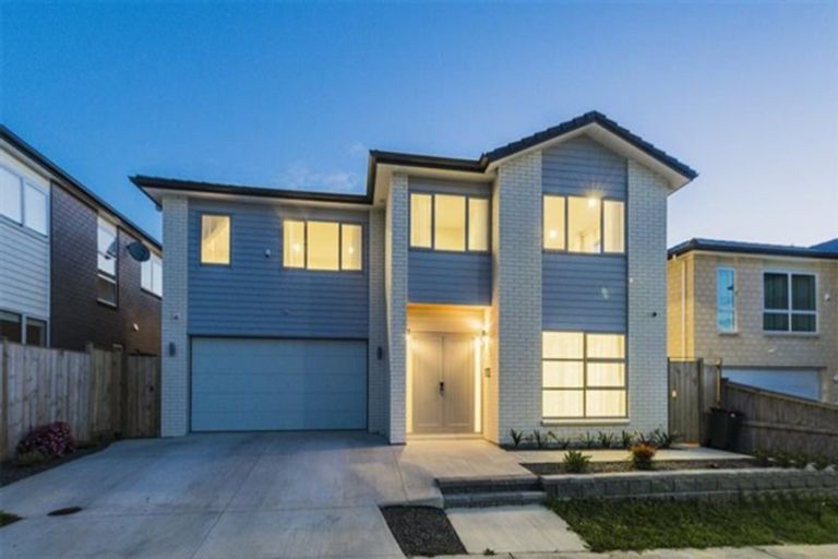 Photo of property in 69 Rosewell Crescent, Flat Bush, Auckland, 2019