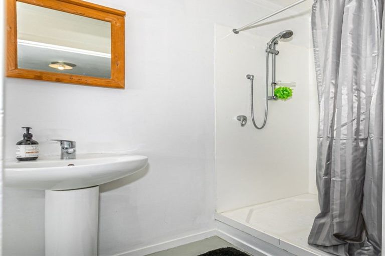 Photo of property in 211 Tui Road, Whangamata, 3620