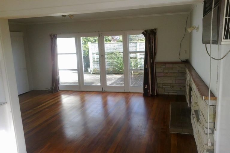 Photo of property in 106 Coxhead Road, Wattle Downs, Auckland, 2103