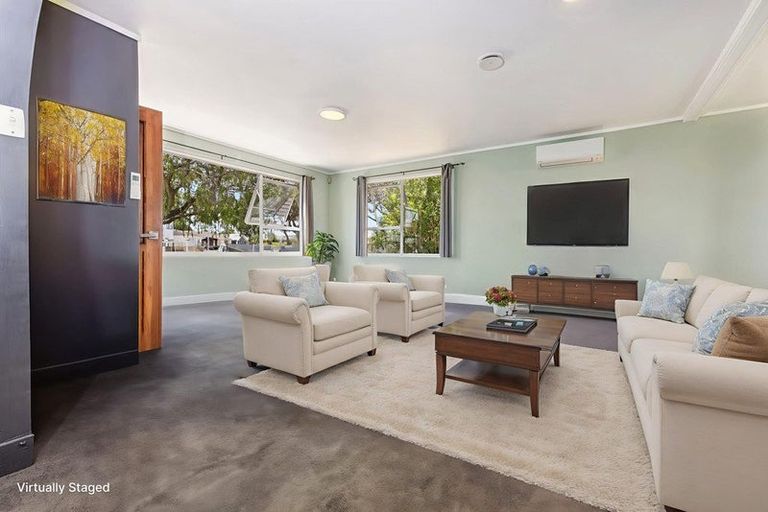 Photo of property in 11 Goodwin Drive, Rosehill, Papakura, 2113