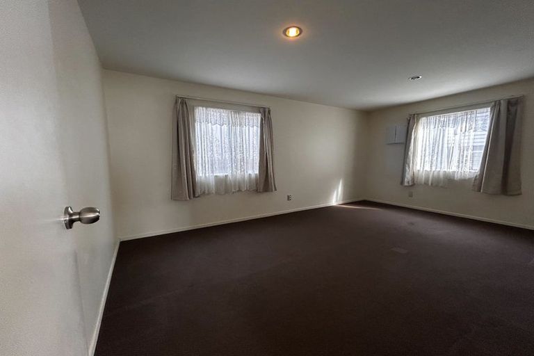 Photo of property in 265 Te Atatu Road, Te Atatu South, Auckland, 0610