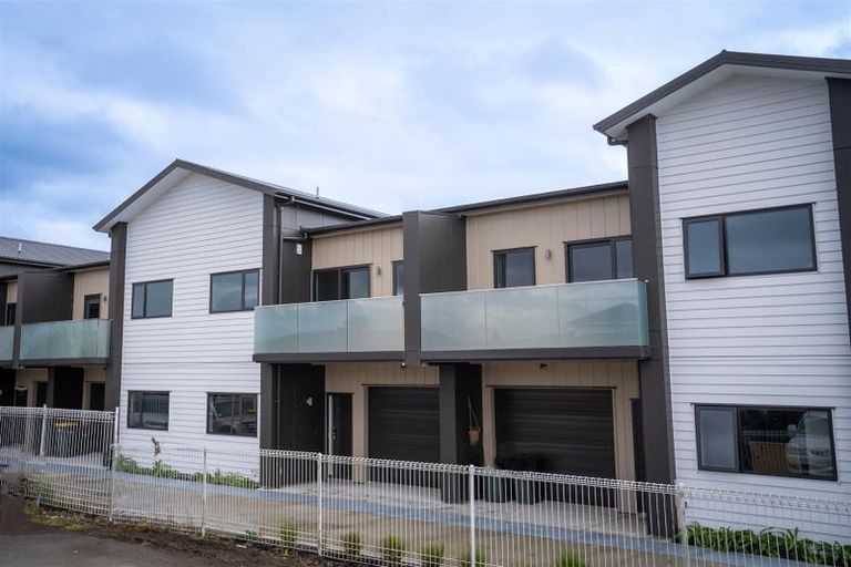 Photo of property in 23b Great South Road, Papatoetoe, Auckland, 2025