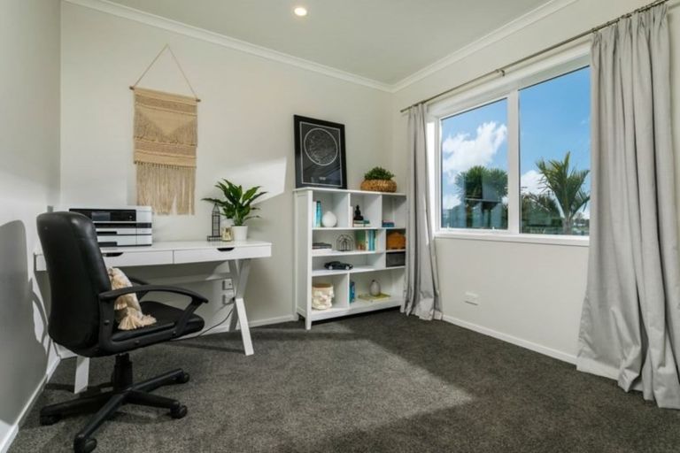 Photo of property in 112 Hibiscus Coast Highway, Red Beach, 0932