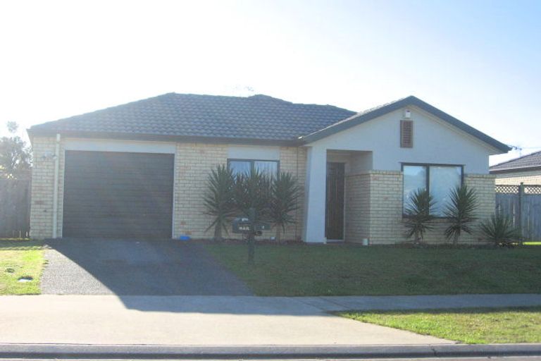 Photo of property in 3 Ashmere Lane, Weymouth, Auckland, 2103