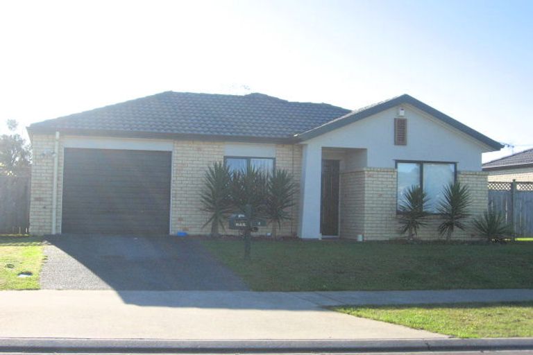 Photo of property in 3 Ashmere Lane, Weymouth, Auckland, 2103