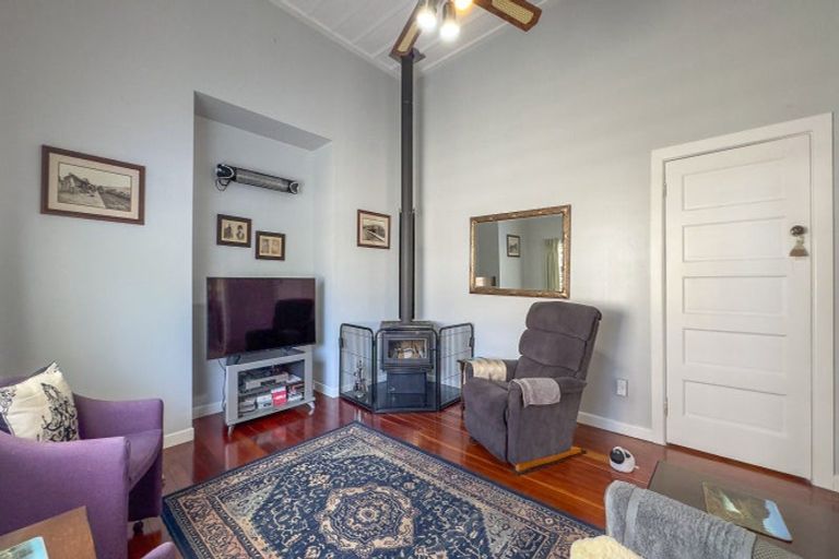 Photo of property in 102 Karaka Road, Thames, 3500