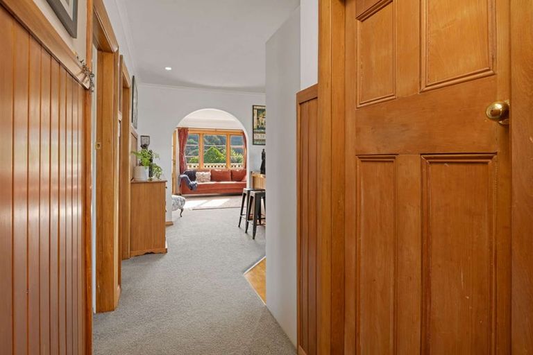 Photo of property in 65 Hampden Street, Picton, 7220