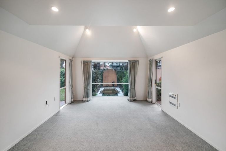 Photo of property in 48b Steadman Road, Broomfield, Christchurch, 8042