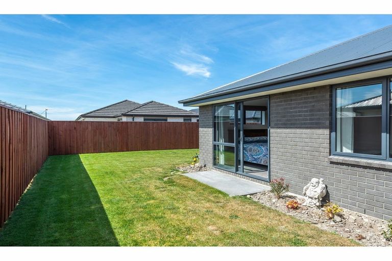 Photo of property in 37 Avanda Avenue, Rolleston, 7615