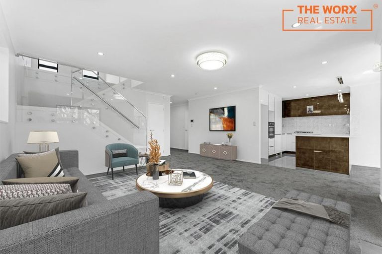 Photo of property in 26d Russell Road, Manurewa, Auckland, 2102