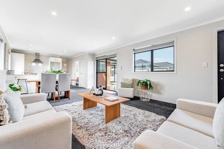 Photo of property in 5 Manawaroa Close, Grandview Heights, Hamilton, 3200