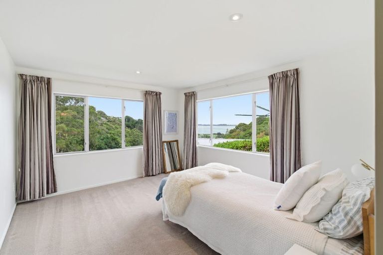 Photo of property in 10 Cadiz Lane, Mount Pleasant, Christchurch, 8081