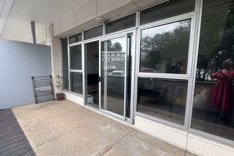 Photo of property in Mclean Towers, 3gh Shakespeare Road, Napier South, Napier, 4110