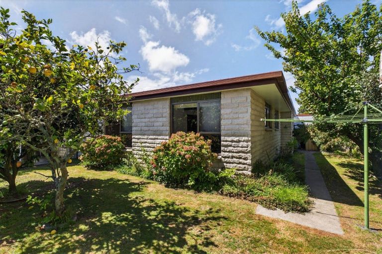 Photo of property in 9b Wellington Street, Te Hapara, Gisborne, 4010