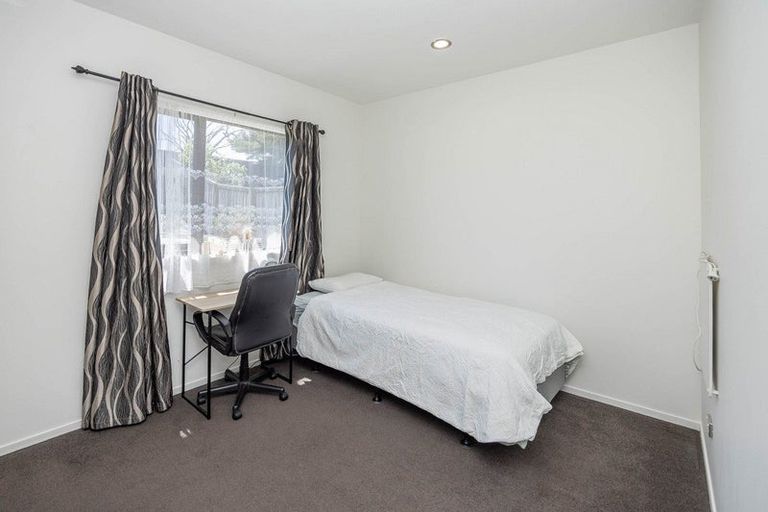 Photo of property in 15 Te Ironui Place, Huntington, Hamilton, 3210