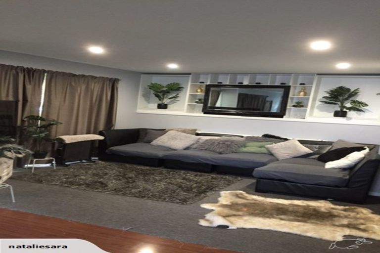 Photo of property in 15 Western View Court, Sunnyvale, Auckland, 0612