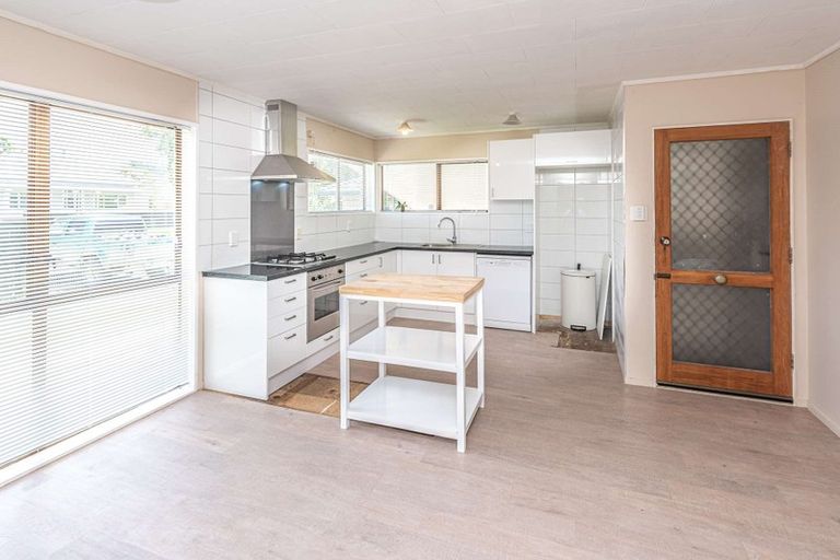 Photo of property in 42 Quick Avenue, Aramoho, Whanganui, 4500