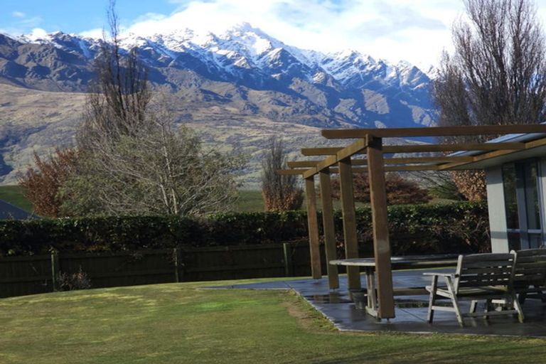 Photo of property in 9 Bradbourne Way, Lower Shotover, Queenstown, 9371