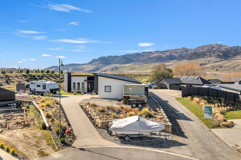 Photo of property in 15 Arion Court, Mount Pisa, Cromwell, 9383