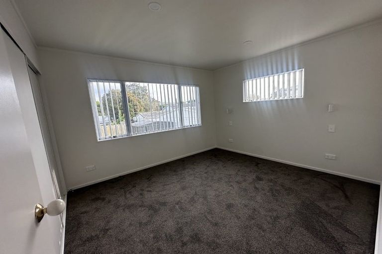 Photo of property in 8 Dennis Road, Papatoetoe, Auckland, 2025