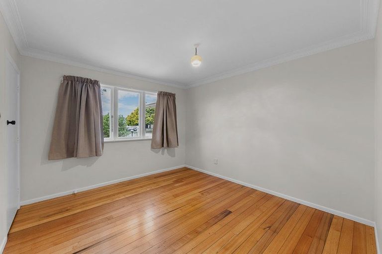 Photo of property in 11 Maurice Street, Papakura, 2110
