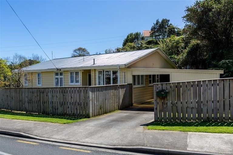 Photo of property in 3 Upjohn Street, Brooklands, New Plymouth, 4310