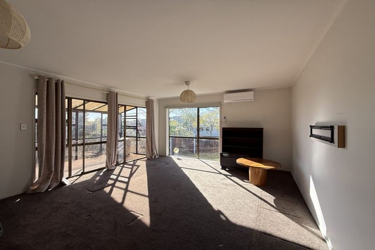 Photo of property in 7 Manutara Avenue, Forrest Hill, Auckland, 0620