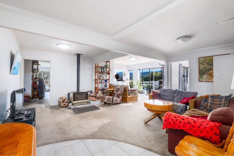 Photo of property in 896a Hikuai Settlement Road, Pauanui, Hikuai, 3579