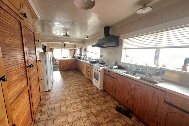 Photo of property in 21 Cameron Street, Papakura, 2110