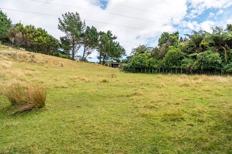Photo of property in 18 Crestview Grove, Belmont, Lower Hutt, 5010