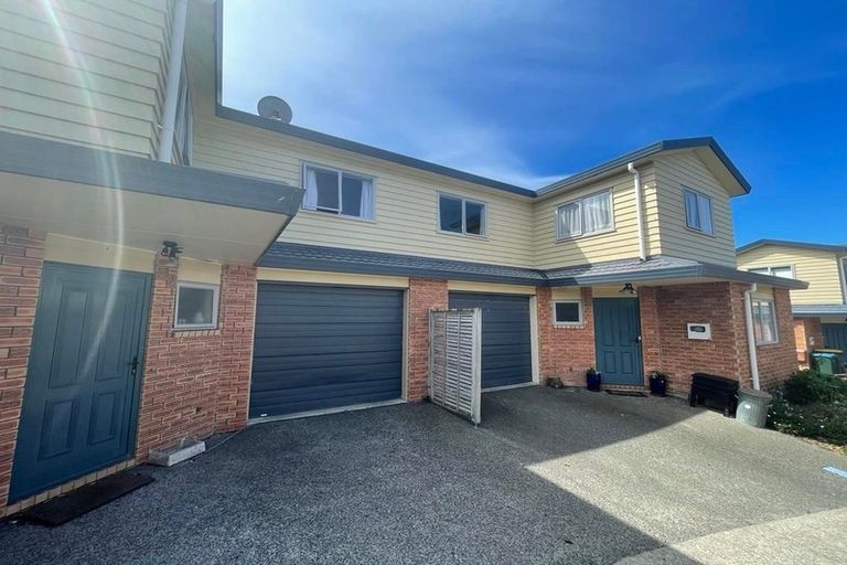 Photo of property in 10 Pohutukawa Grove, Titahi Bay, Porirua, 5022