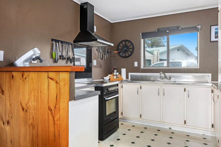 Photo of property in 28 Syme Crescent, Kawerau, 3127