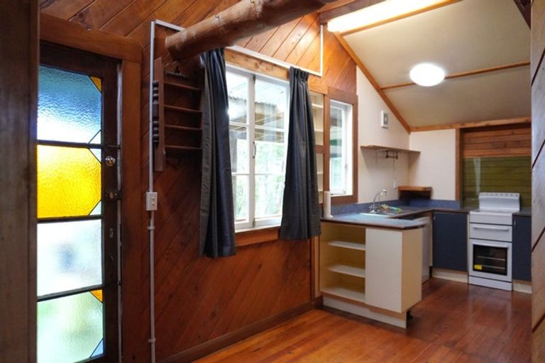 Photo of property in 1 Gomez Road, Hikurangi, 0181