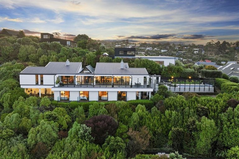 Photo of property in 134 Richmond Hill Road, Richmond Hill, Christchurch, 8081