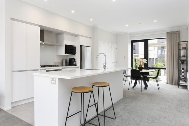 Photo of property in 18 Nugget Avenue, Hobsonville, Auckland, 0616