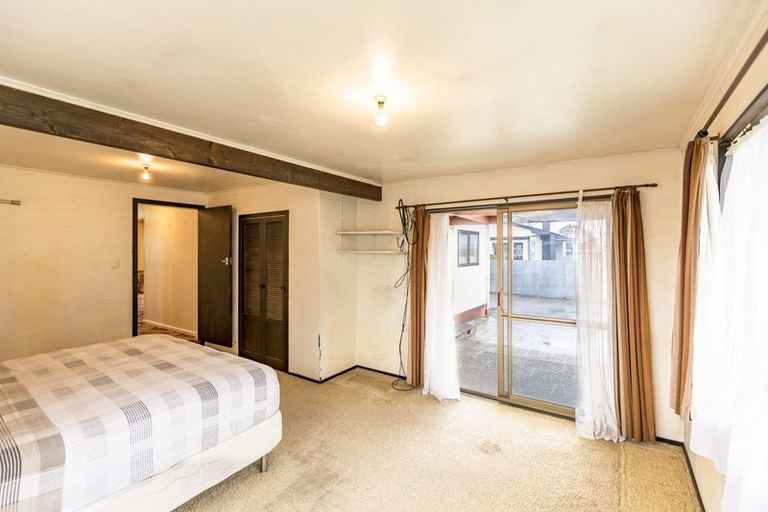 Photo of property in 21 Wycliffe Street, Onekawa, Napier, 4110