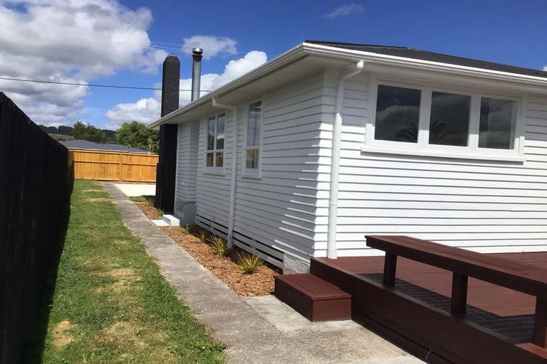 Photo of property in 33 Meadowbank Crescent, Fordlands, Rotorua, 3015