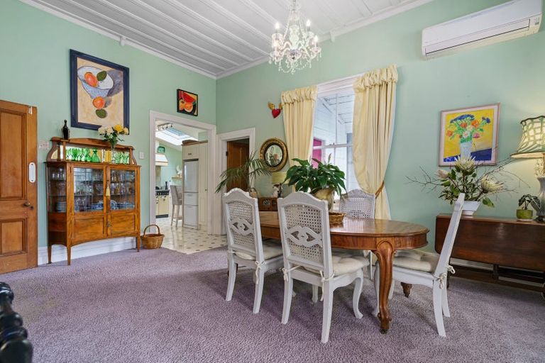 Photo of property in 147 Victoria Street, Cambridge, 3434