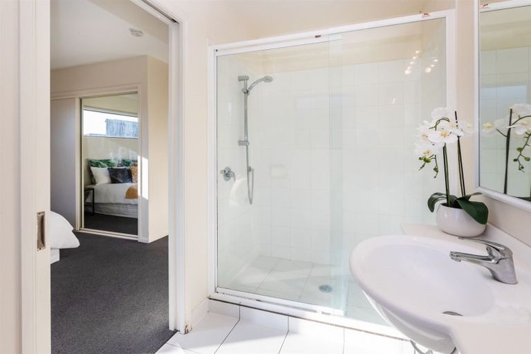 Photo of property in 8 Sandholm Close, North New Brighton, Christchurch, 8083