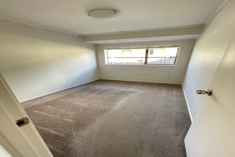Photo of property in 23 Aberfeldy Avenue, Highland Park, Auckland, 2010
