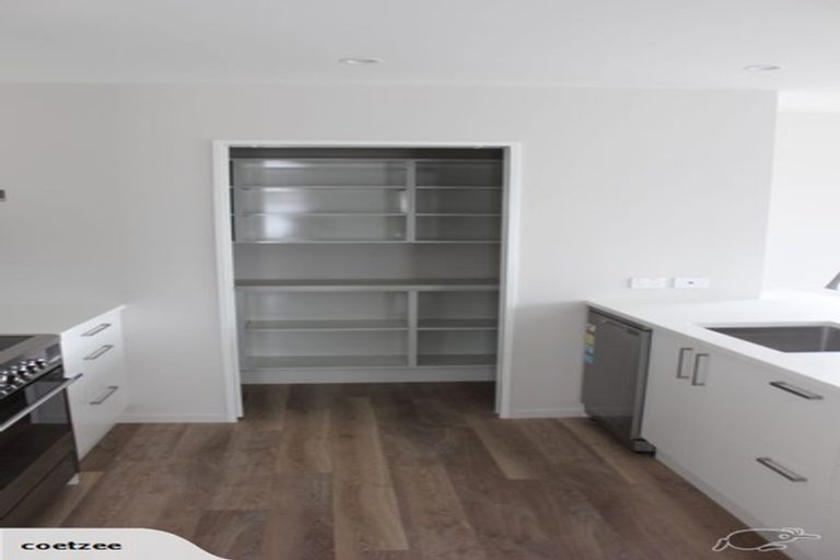 Photo of property in 18 Saltaire Street, North New Brighton, Christchurch, 8083