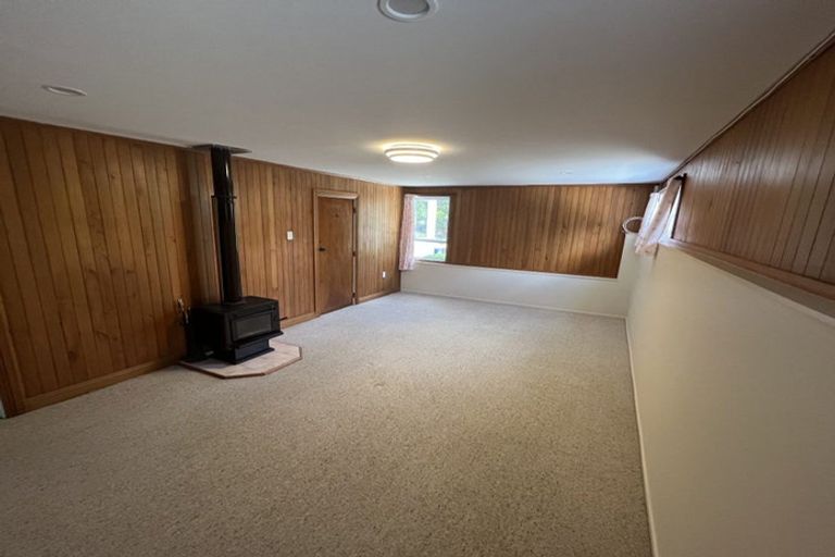 Photo of property in 27 Halberg Street, Glenfield, Auckland, 0629