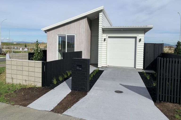 Photo of property in 52 Empire Crescent, Papamoa, 3118