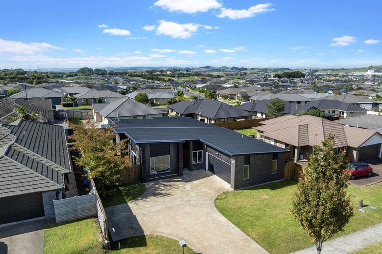 Photo of property in 200 Helenslee Road, Pokeno, 2472