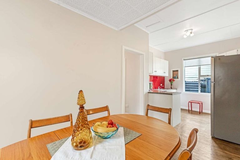 Photo of property in 13 Makere Street, Waitara, 4320