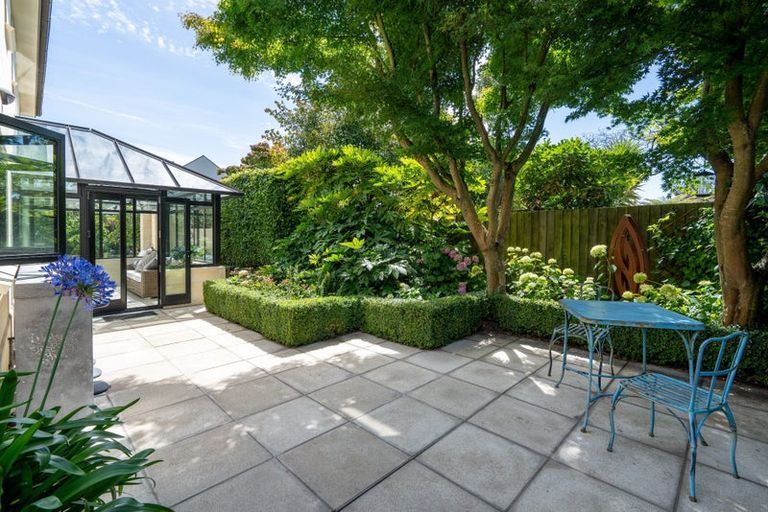 Photo of property in 39 Hinau Street, Fendalton, Christchurch, 8041