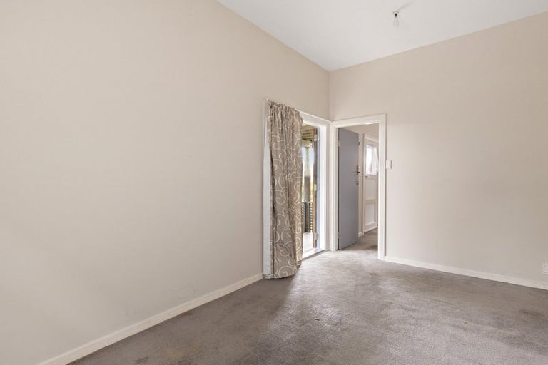 Photo of property in 22 Albert Street, Island Bay, Wellington, 6023